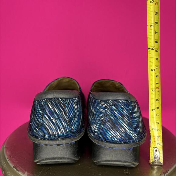 Alegria Debra Wavy Navy Leather Slip-On Loafer Sz 41 - Picture 5 of 9